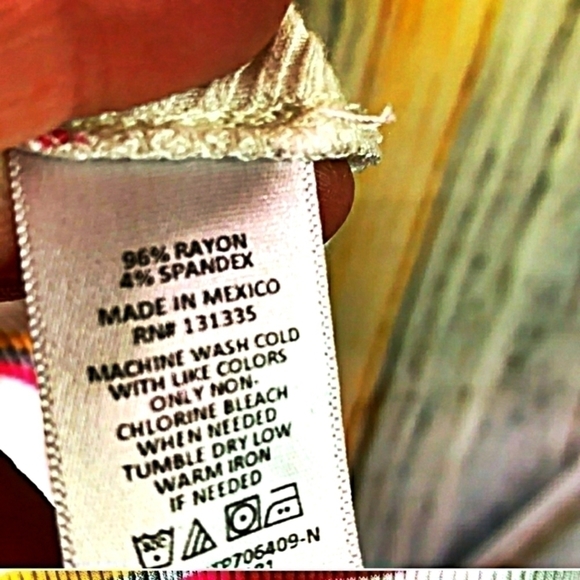 Walking on Sunshine l Short Sleeve Cropped Top Striped Rayon Blend Blouse - Picture 4 of 5